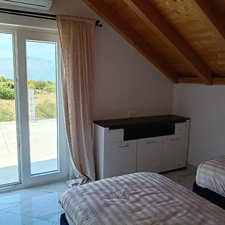Vila Nikola